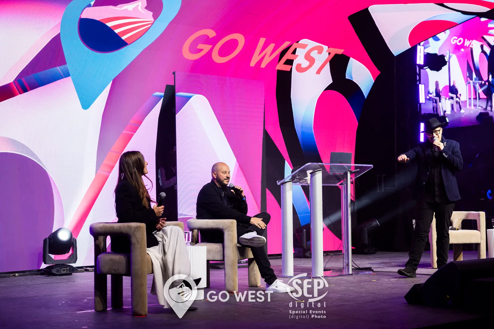 Interactive entertainment Toronto — guests voting on game show answers